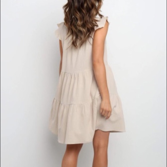 Cream Ruffled Tiered Dress - Picture 4 of 6